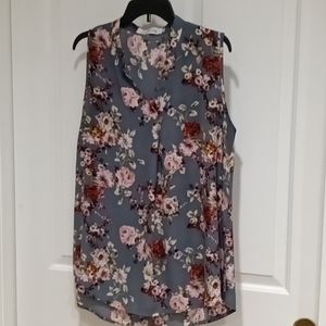 Sleeveless chiffon blouse
